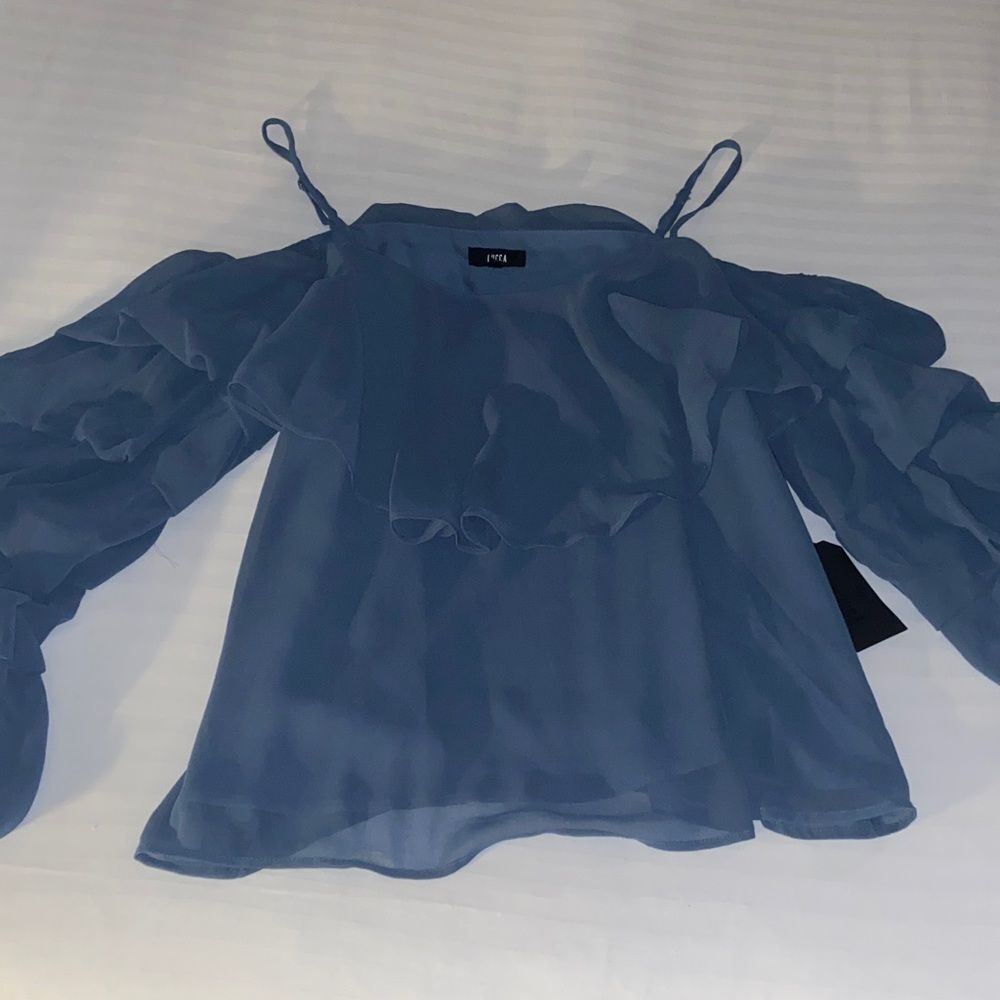 Lucca Elegant Blue Ruffled Women's Top size large NWT